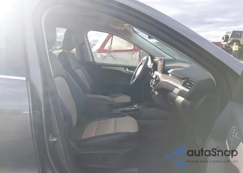 2021 Ford Escape Titanium Hybrid z USA, uszkodzony, nr VIN 1FMCU0DZ0MUB00944